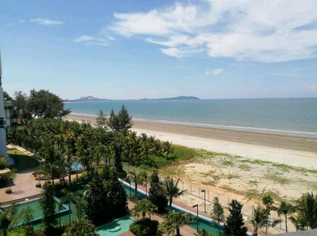 Timurbay Seafront Residence By Hardinahomes Kuantan Zewnętrze zdjęcie