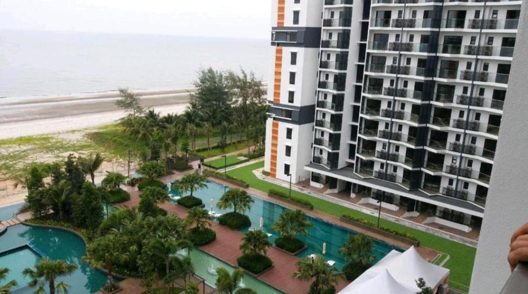 Timurbay Seafront Residence By Hardinahomes Kuantan Zewnętrze zdjęcie