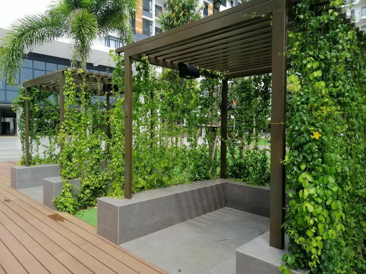 Timurbay Seafront Residence By Hardinahomes Kuantan Zewnętrze zdjęcie