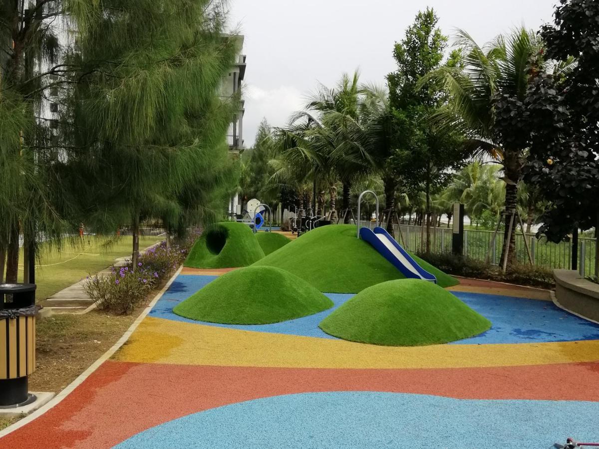 Timurbay Seafront Residence By Hardinahomes Kuantan Zewnętrze zdjęcie